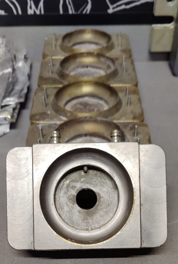 Condor mould Round 100g